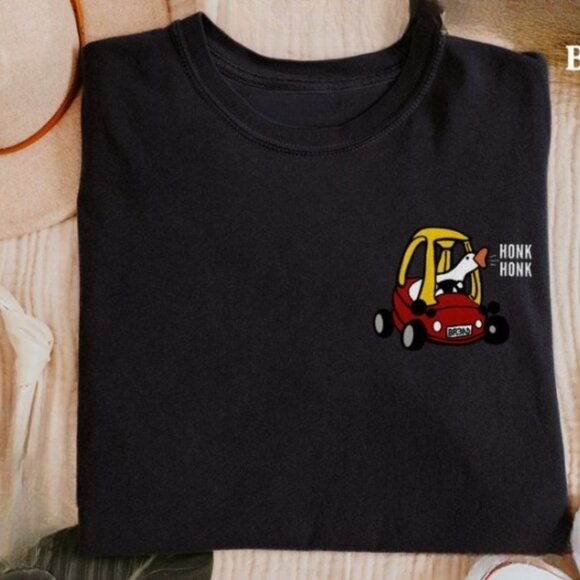 Trendy Goose Shirt, Funny Gift Tee, Silly Goose T-Shirt - Picture 1 of 4